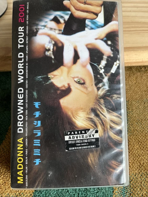 Madonna – Drowned World Tour 2001 – Live In Detroit [VHS] – Konzertmitschnitt