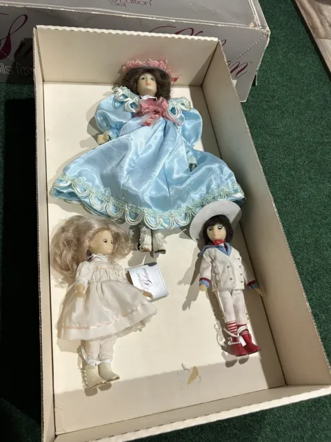 Suzanne Gibson Dolls from Reeves International 1988 Gay 90s Mother and Family