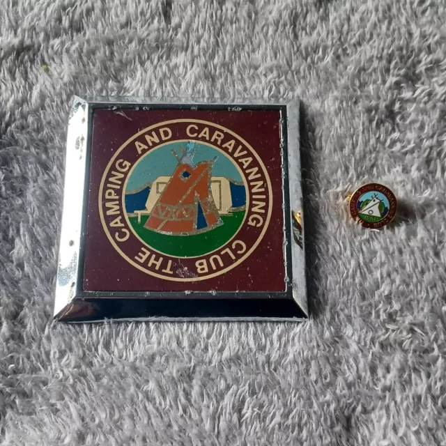 Vintage The Camping and Caravanning Club Car Badge & Lapel Badge