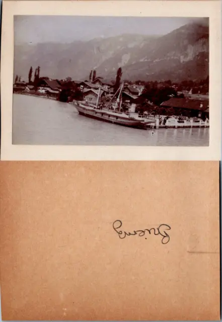 Suisse, Schweiz, Canton de Berne, Brienz, beau bateau accosté, circa 1885 CDV vi