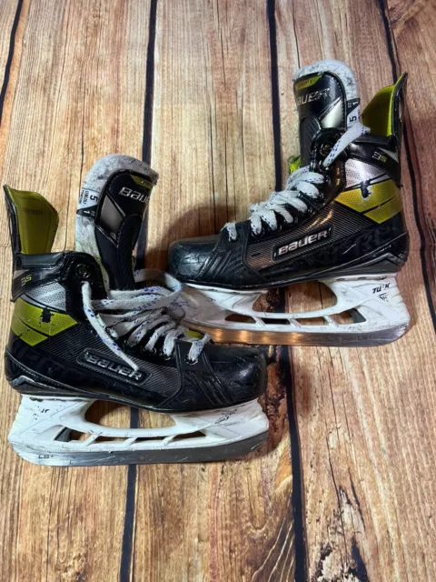 Bauer Supreme 3S Hockey Skates Size 5 Fit 1 Youth Ice Hockey Canada Puck