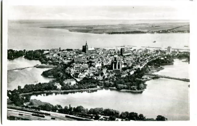 Foto-AK STRALSUND Inselstadt, Luftbild, Bahntrasse 20/30er