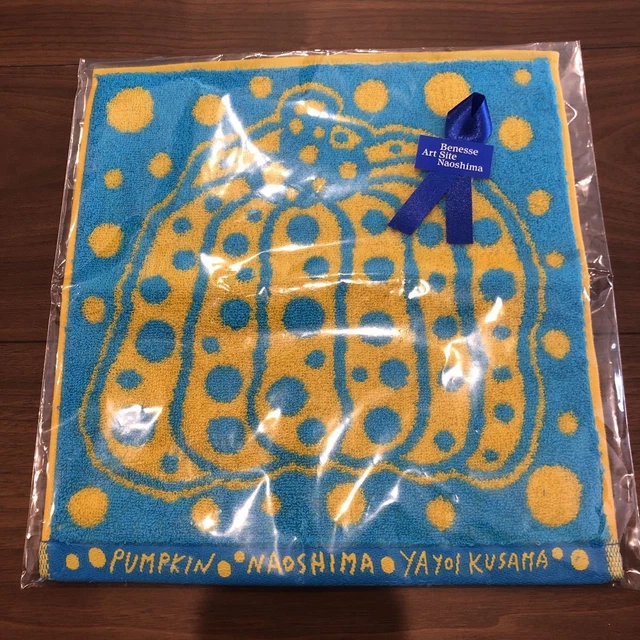 [Yayoi Kusama] Towel Handkerchief New Naoshima Limited / Dot Pumpkin