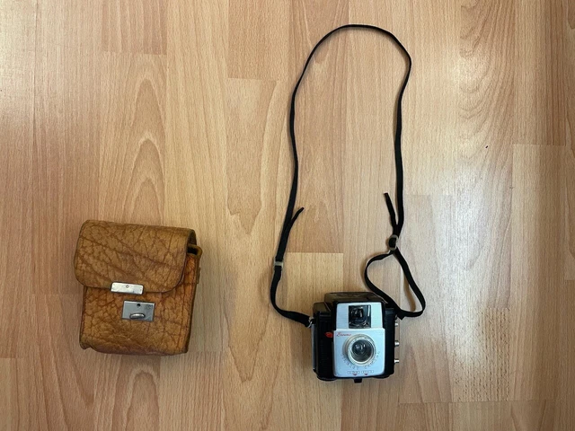 ancien appareil photo KODAK BROWNIE Starlet camera