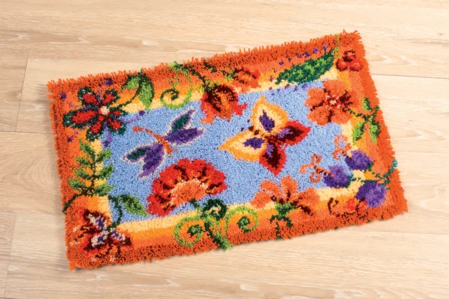 Vervaco Latch Hook Kit: Teppich: Blumen Und Schmetterlinge