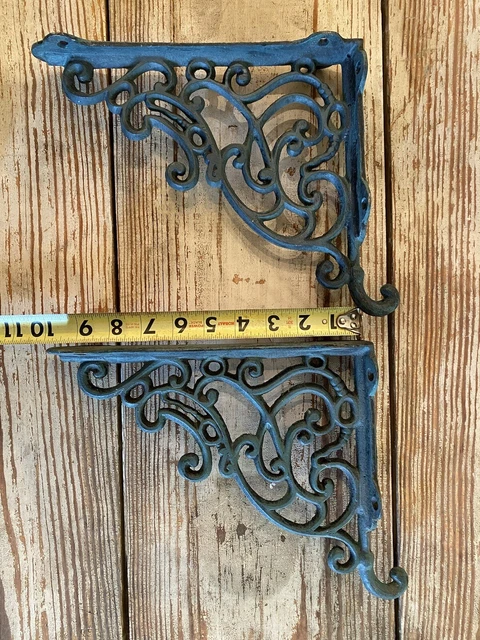 Set of 2 Vintage Cast Iron Shelf Brackets