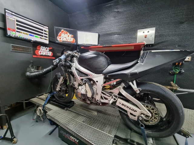 Yamaha r6 2000. Complete bike or wrecking. Runs but losing power when warm