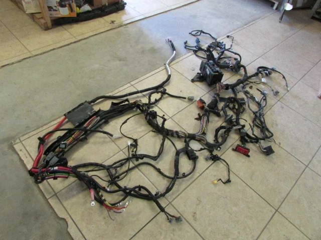 2019 ford transit VAN 3.5L turbo engine bay fuse box body wire wiring harness
