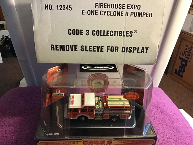 Code 3 12345 2001 Firehouse Expo E-One Cyclone II (Pumper #4)" 1/64 Fire Truck