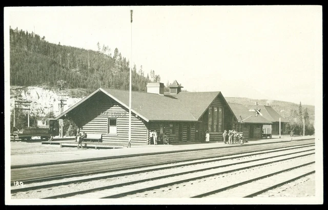 Lake Louise Railway Station Postcard