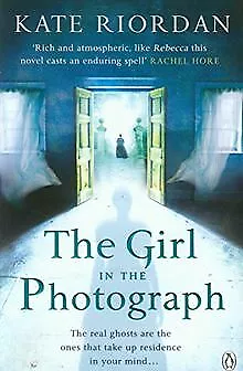 The Girl in the Photograph de Riordan, Kate | Livre | état bon