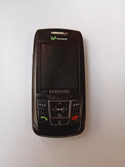 Samsung SGH-E250 Slide! Works/ Free/ Broken Screen/ Used