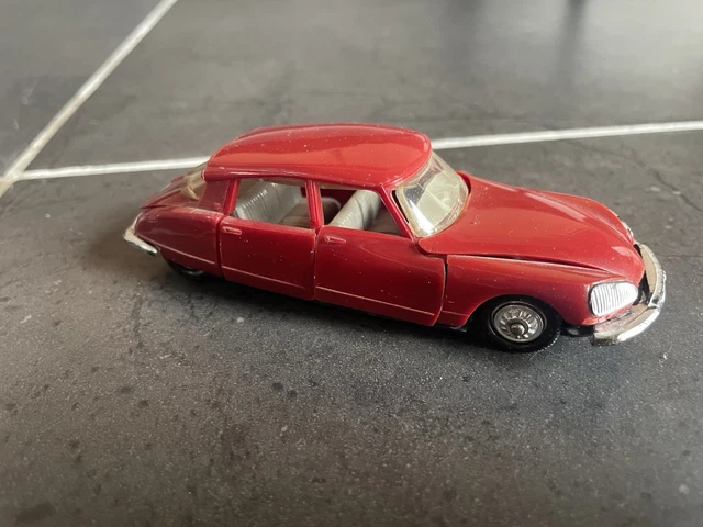 DEAGOSTINI Ford Vedette 54 – Dinky Toys NOREV – Miniature 1/24 – Reproduction Ancienne – Bleue