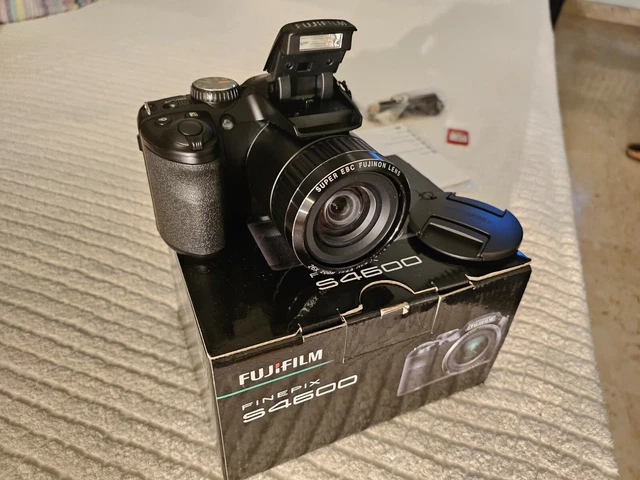 fujifilm s4600 review