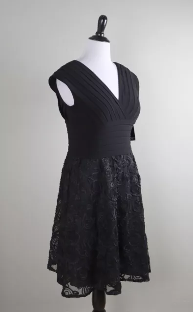 ADRIANNA PAPELL NWT $149 Rosette V-Neck Lined Tiered Evening Dress Size 12 2