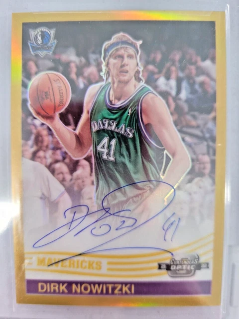 2021-22 Panini Contenders Optic Gold 1984 Tribute Auto #84DNW Dirk Nowitzki /10