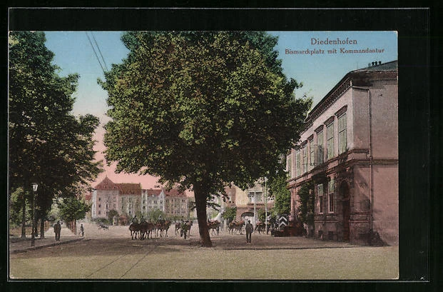 CPA Diedenhofen, Bismarckplatz avec Kommandantur