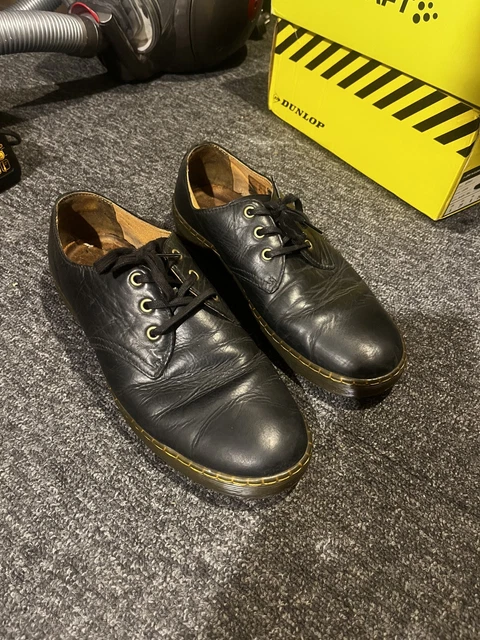 DR. MARTENS CORONADO 3-eyelet shoes black Wyoming leather  display picture 1