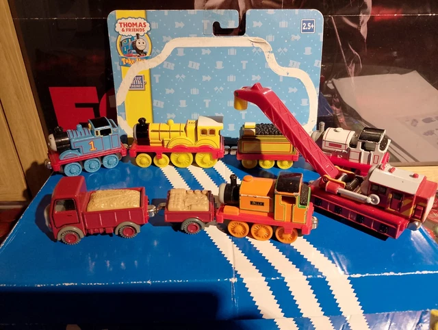 Thomas Tank Engine Learning THOMAS THE TANK Engine Learning Curve 2002 Take Along Carry Case & 6 ...