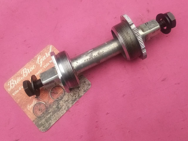 AXE PEDALIER standard iso NERVAR vintage bottom bracket axle 126 mm