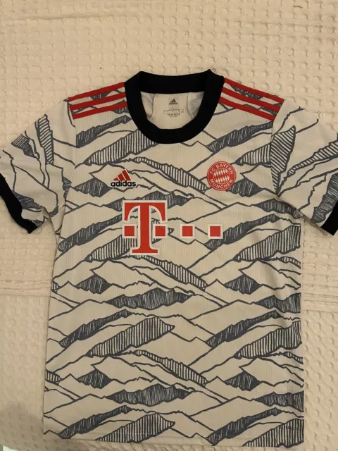 Bayern Munich Away Shirt Large