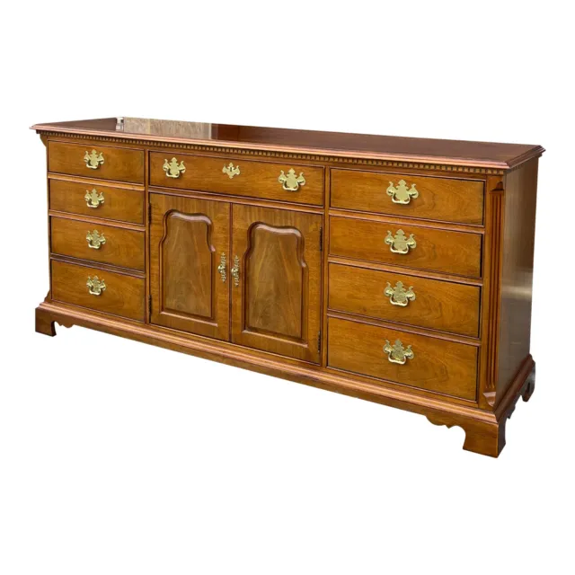 Thomasville Chippendale Mahogany Collection 12 Drawer Door Dresser or Credenza