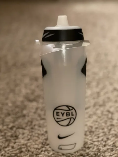 EYBL NIKE Hyperfuel 32oz Squeeze Water Bottle BPA-Free