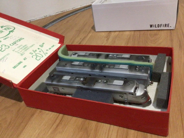 proto 2000 E8/E9 ho dcc/sound set