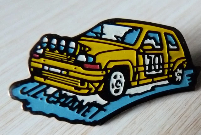 Pin's Renault Super 5 GT Turbo – Pressing Auto Gond Pontouvre – Métal