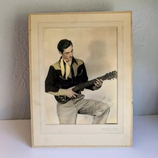30/40's Vntg Hand Colored B&W Portrait Man W Gibson Kalamazoo LapSteel Signed 6T 30/40's Vntg Hand Colored B&W Portrait Man W Gibson Kalamazoo LapSteel Signed 6T