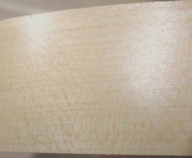 Maple wood veneer edgebanding 7/8" x 91" preglued with hot melt adhesive