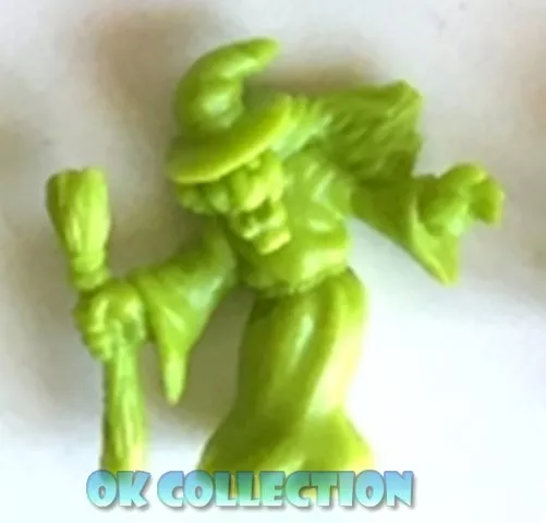 MONSTER IN MY POCKET : Witch Strega nbr.44 olive green verde oliva.