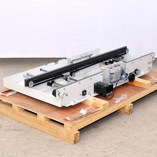 Unused 1.4m Open-Center 1" Edge Belt Conveyor with Servotronix Motor, Adjustable