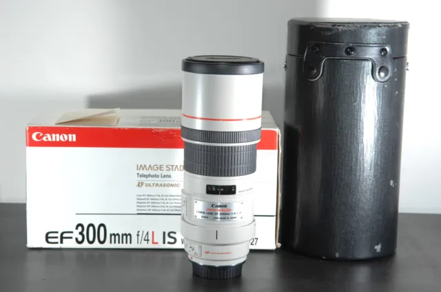 Canon EF 300mm USM F/4 L IS Prime Lens For Full Frame DSLR (NR MINT)
