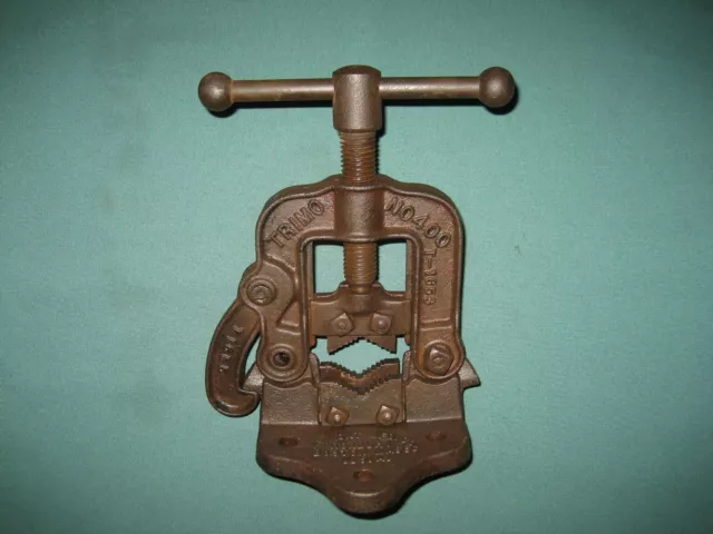 Vintage Cast Iron TRIMO No. 400 Pipe Vise