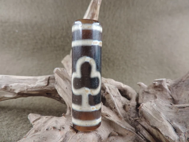 Ancient Tibetan Old Agate Dzi Bead Amulet Pendant Tibet Gzi Beads Pumtek G
