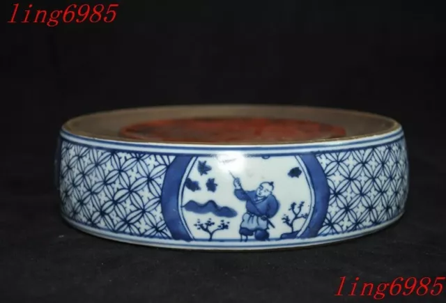 collect old Chinese blue&white porcelain people statue Pen wash Ashtray statue