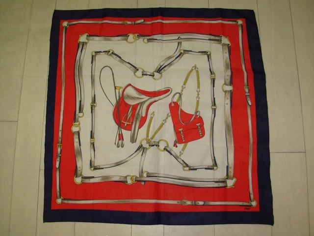 Foulard En Soie Elaine Gold - Rayures Rouges Et Blanches - Occasion Bon état