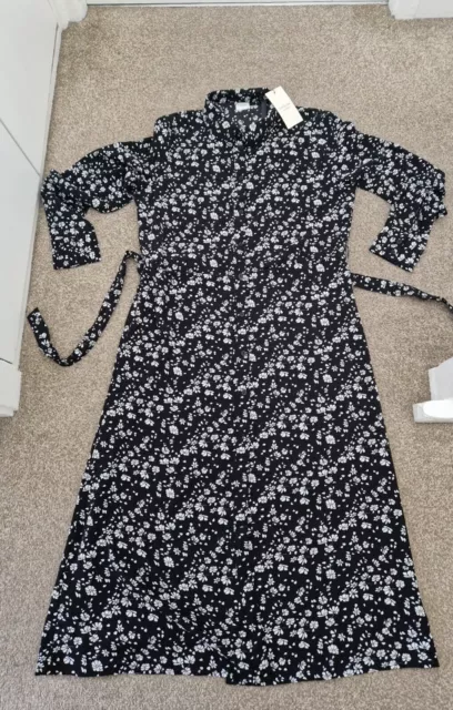 ☆☆ New with tags Asos Ditsy Floral Black Shirt Maxi Dress Size 8 ☆☆