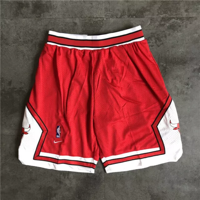 Aldult Unisex Basketball Chicago Bulls Vintage Shorts Red