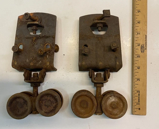 Set Of 2 Vintage Antique Cast Iron Barn Door Rollers Pair 4 Wheel