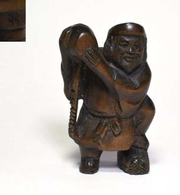 Netsuke Antique Daikoku Samurai Signed Japanese Boxwood carved vintage Edo 9951