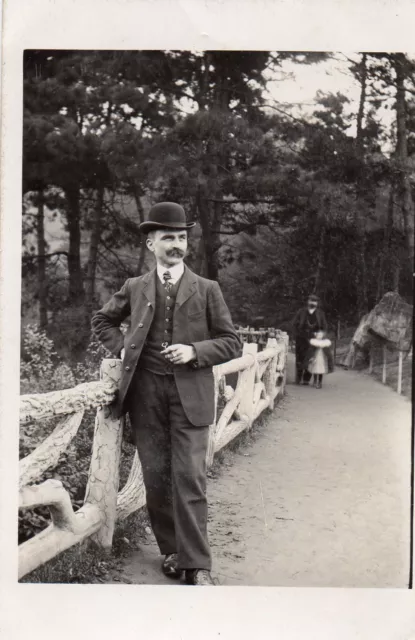 BK144 Carte Photo vintage card RPPC Homme mode fashion chapeau moustache cigare