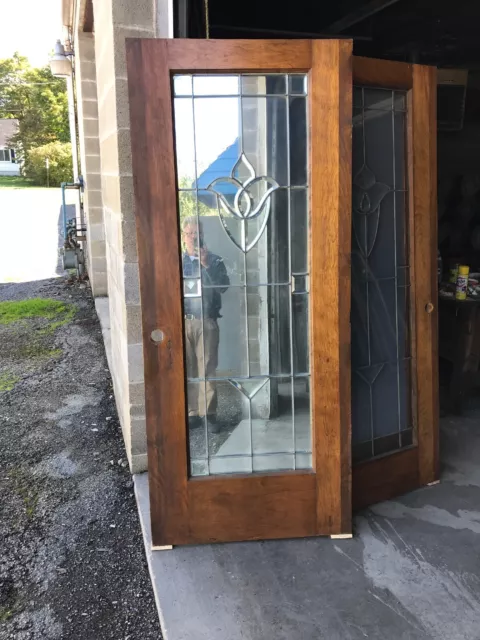 MARTOL334 Antique Burch Entrance Door 33.5 X 79.25 Beveled Leaded Glass Tulip