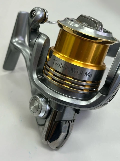 SHIMANO 09 TWIN Power Mg 2500S Shimano TWIN POWER Mg Smooth