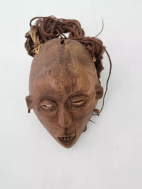 Masque En Bois  Afrique. African Mask In Wood