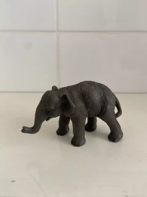 Schleich ASIAN ELEPHANT CALF Baby Wildlife Figures Toy 2004 Retired