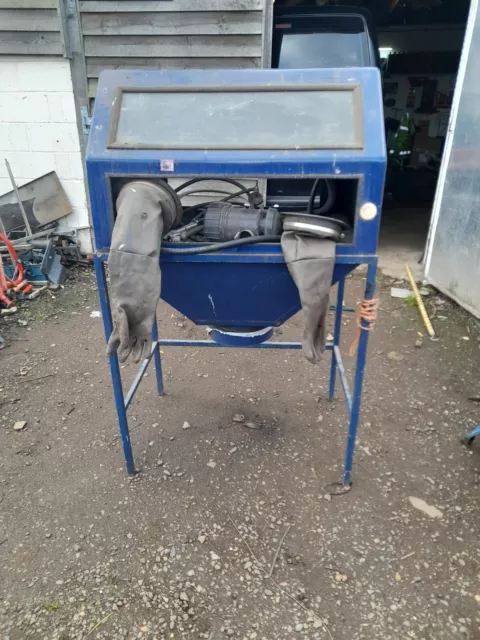 Large Sand Blasting Cabinet Please Read Listing Before Bidding