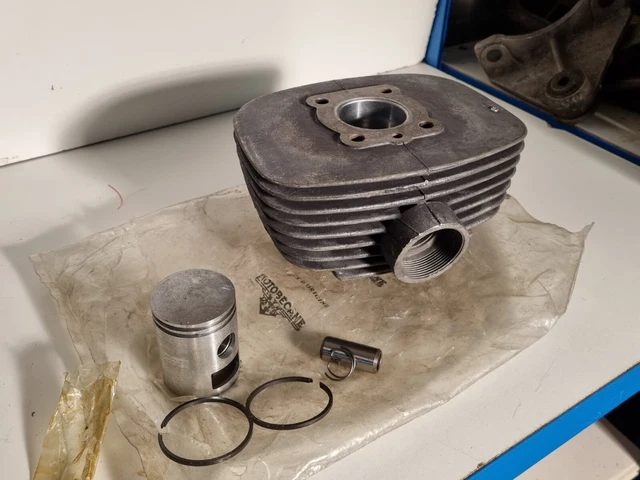 N.O.S CARTER MOTOBECANE MOTOCONFORT mobylette moteur AV7 ref 19608 EUR