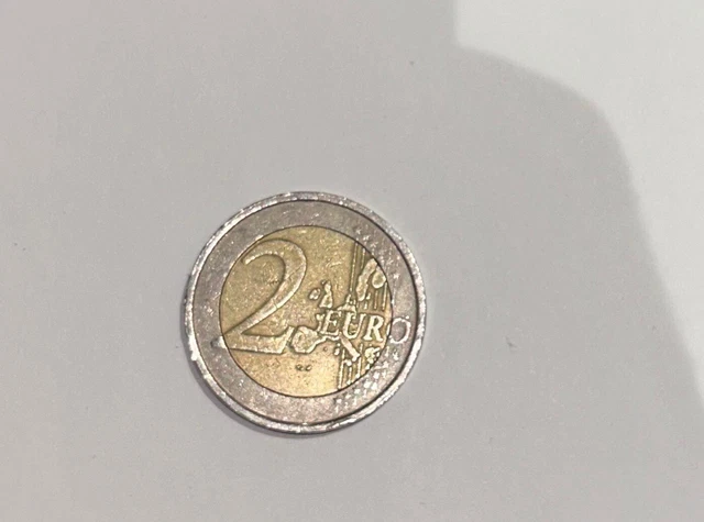 UNE PIÈCE DE 2 euros rare (2002) (MCC) état convenable . Avec Marque R